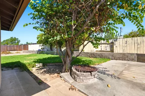 Exterior - 8434 Kappa St, La Mesa, CA 91942 photo 5 of 9