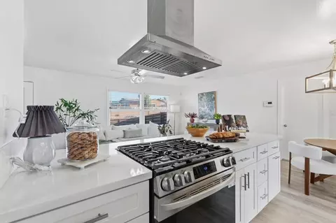 Kitchen - 8812 Noeline Ave, Spring Valley, CA 91977 photo 7 of 7