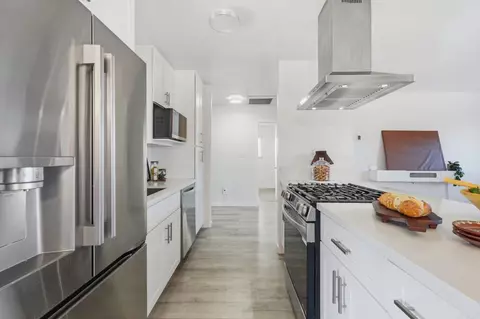 Kitchen - 8812 Noeline Ave, Spring Valley, CA 91977 photo 5 of 7