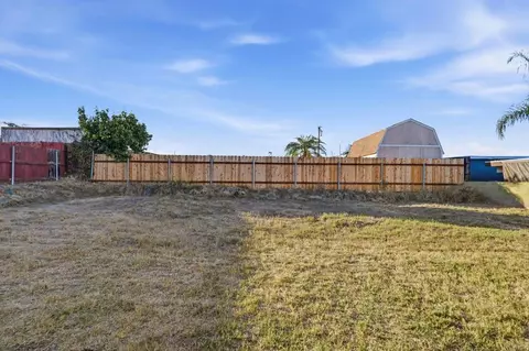 Exterior - 8812 Noeline Ave, Spring Valley, CA 91977 photo 4 of 7