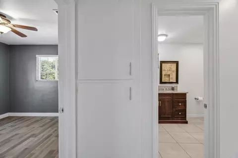 Entry Way - 2009 Paddy Pl, Escondido, CA 92027 photo 3 of 3