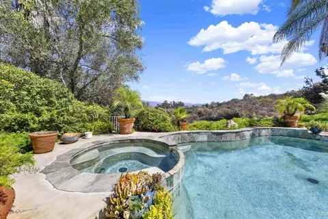 Exterior - 11538 Shadow Ranch Rd, La Mesa, CA 91941 photo 9 of 9