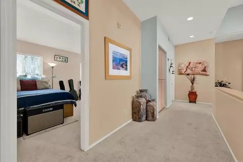 Entry Way - 11538 Shadow Ranch Rd, La Mesa, CA 91941 photo 10 of 11