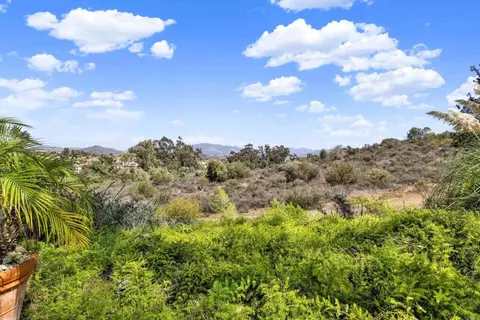 Exterior - 11538 Shadow Ranch Rd, La Mesa, CA 91941 photo 6 of 9