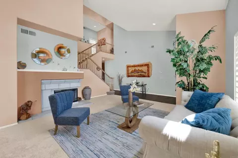 Living - 11538 Shadow Ranch Rd, La Mesa, CA 91941 photo 3 of 7