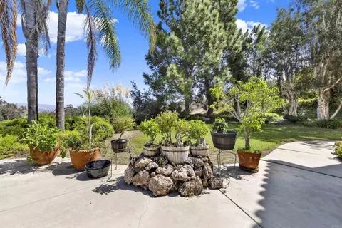 Exterior - 11538 Shadow Ranch Rd, La Mesa, CA 91941 photo 7 of 9