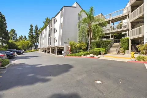 7500 Parkway Dr #207, La Mesa, CA 91942