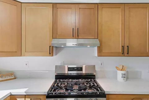 Kitchen - 618 Felicita Ave, Spring Valley, CA 91977 photo 4 of 5