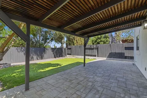 Exterior - 618 Felicita Ave, Spring Valley, CA 91977 photo 4 of 6