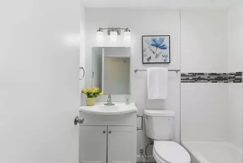 Bath - 618 Felicita Ave, Spring Valley, CA 91977 photo 6 of 7