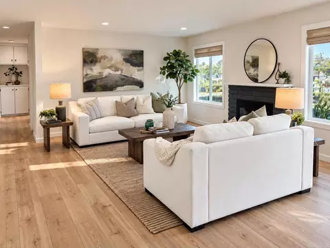 Living - 816 David Dr, Chula Vista, CA 91910 photo 1 of 3