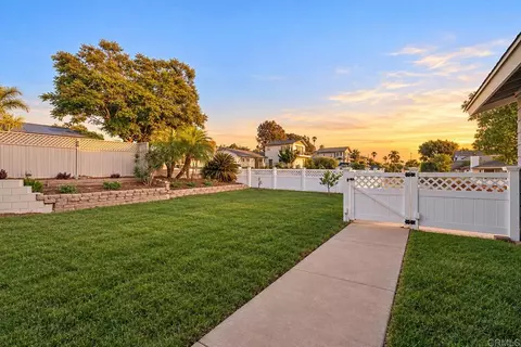 Exterior - 816 David Dr, Chula Vista, CA 91910 photo 3 of 8