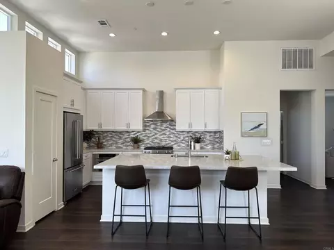 Kitchen - 2058 Quartet Loop #3, Chula Vista, CA 91915 photo 2 of 2