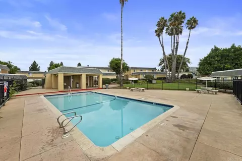 Exterior - 1164 Madera Ln, Vista, CA 92084 photo 3 of 5