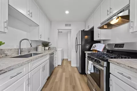 Kitchen - 1164 Madera Ln, Vista, CA 92084 photo 1 of 2