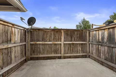Exterior - 1164 Madera Ln, Vista, CA 92084 photo 2 of 5