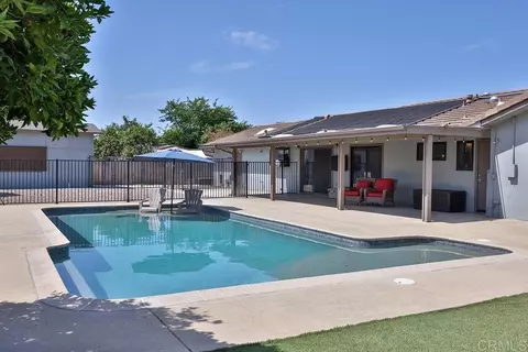 Exterior - 723 Terra Ln, El Cajon, CA 92019 photo 12 of 16