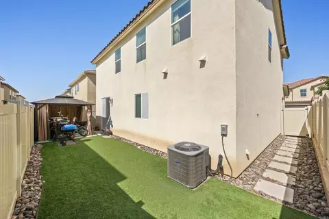 Exterior - 10719 Porter, Spring Valley, CA 91978 photo 4 of 7