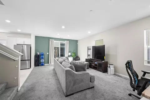 Living - 10719 Porter, Spring Valley, CA 91978 photo 1 of 3
