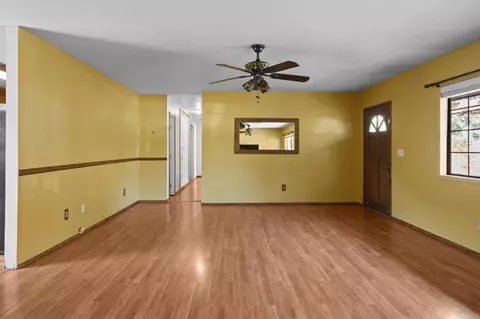 Living - 13314 Lakeshore Dr, Lakeside, CA 92040 photo 1 of 2