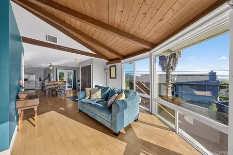 Living - 9512 Date St, Spring Valley, CA 91977 photo 5 of 6