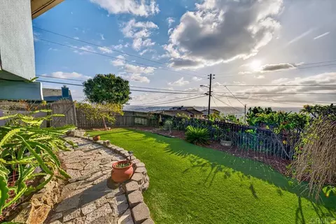 Exterior - 9512 Date St, Spring Valley, CA 91977 photo 5 of 13