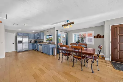 Dining - 9512 Date St, Spring Valley, CA 91977 photo 2 of 4