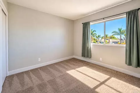 Bedroom - 4932 Verde Dr, Oceanside, CA 92057 photo 7 of 9