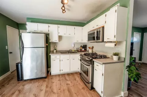 Kitchen - 4932 Verde Dr, Oceanside, CA 92057 photo 1 of 5