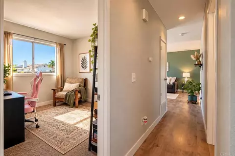 Entry Way - 4932 Verde Dr, Oceanside, CA 92057 photo 2 of 4