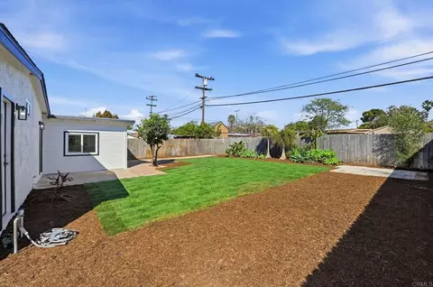 Exterior - 1211 9th St, Imperial Beach, CA 91932 photo 5 of 11
