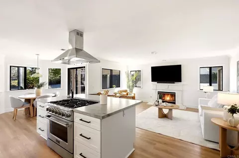 Kitchen - 8842 Summerhill, Alpine, CA 91901 photo 6 of 6