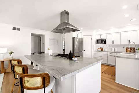 Kitchen - 8842 Summerhill, Alpine, CA 91901 photo 5 of 6