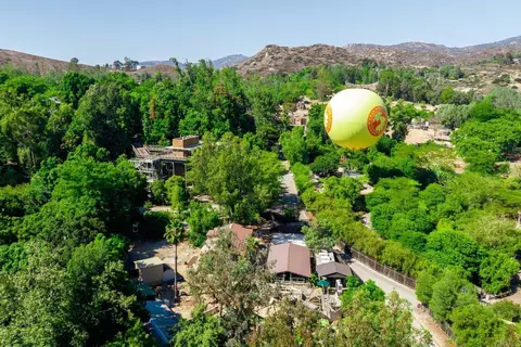 View/Area - 634 Gardenia, Escondido, CA 92025 photo 8 of 9