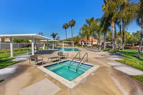 Exterior - 4972 Lake Shore Ct, Fallbrook, CA 92028 photo 5 of 18