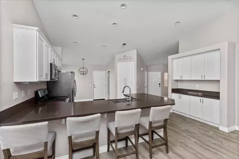 Kitchen - 4972 Lake Shore Ct, Fallbrook, CA 92028 photo 2 of 5