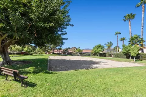 Exterior - 4972 Lake Shore Ct, Fallbrook, CA 92028 photo 17 of 18