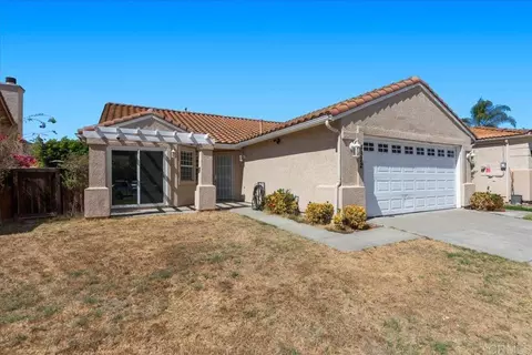 Exterior - 4972 Lake Shore Ct, Fallbrook, CA 92028 photo 1 of 18