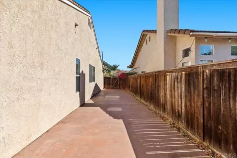 Exterior - 4972 Lake Shore Ct, Fallbrook, CA 92028 photo 14 of 18