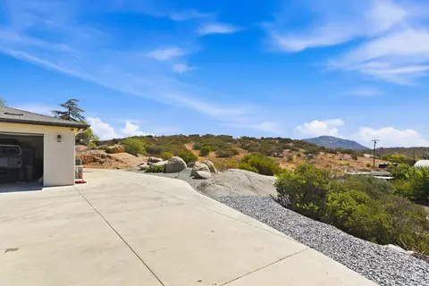 Exterior - 1457 Star Valley Rd, Alpine, CA 91901 photo 8 of 14