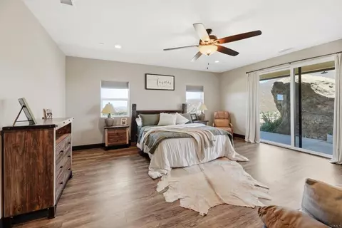 Bedroom - 1457 Star Valley Rd, Alpine, CA 91901 photo 1 of 7