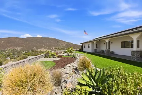 Exterior - 1457 Star Valley Rd, Alpine, CA 91901 photo 4 of 14