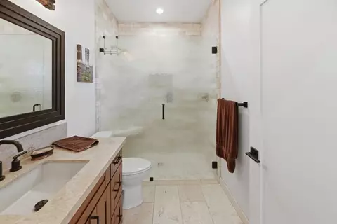 Bath - 1457 Star Valley Rd, Alpine, CA 91901 photo 7 of 7