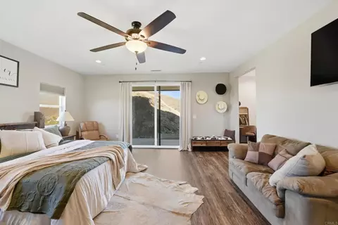 Bedroom - 1457 Star Valley Rd, Alpine, CA 91901 photo 2 of 7
