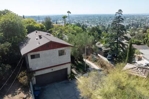 View/Area - 4383 Canterbury Dr, La Mesa, CA 91941 photo 4 of 12