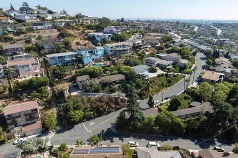 View/Area - 4383 Canterbury Dr, La Mesa, CA 91941 photo 10 of 12