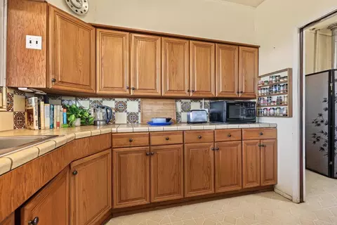 Kitchen - 4383 Canterbury Dr, La Mesa, CA 91941 photo 3 of 4