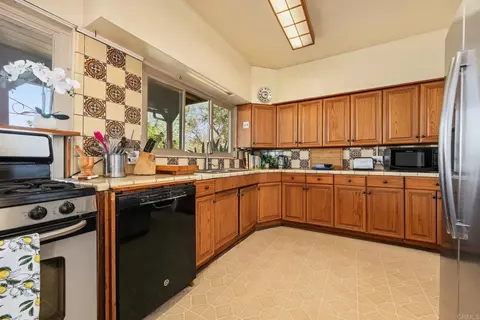 Kitchen - 4383 Canterbury Dr, La Mesa, CA 91941 photo 1 of 4