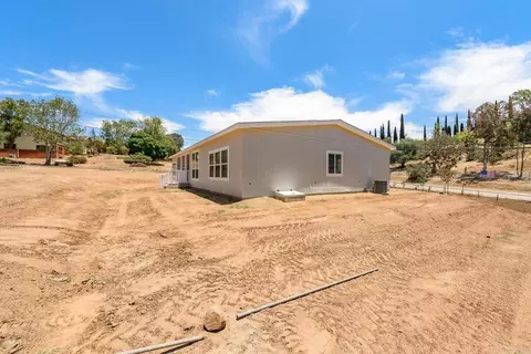 Exterior - 14390 Lyons Valley Rd, Jamul, CA 91935 photo 7 of 8