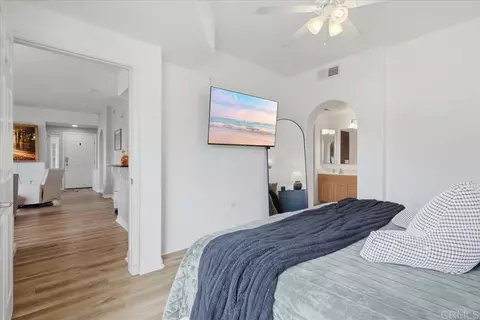 Bedroom - 2708 Lake Pointe Dr #212, Spring Valley, CA 91977 photo 1 of 4